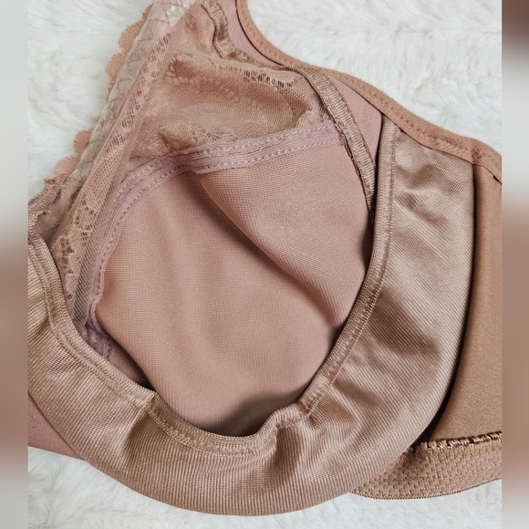 Glamorise Low Cut WonderWire Lace Bra | style 1240 | Cappuccino - Picture 8 of 13